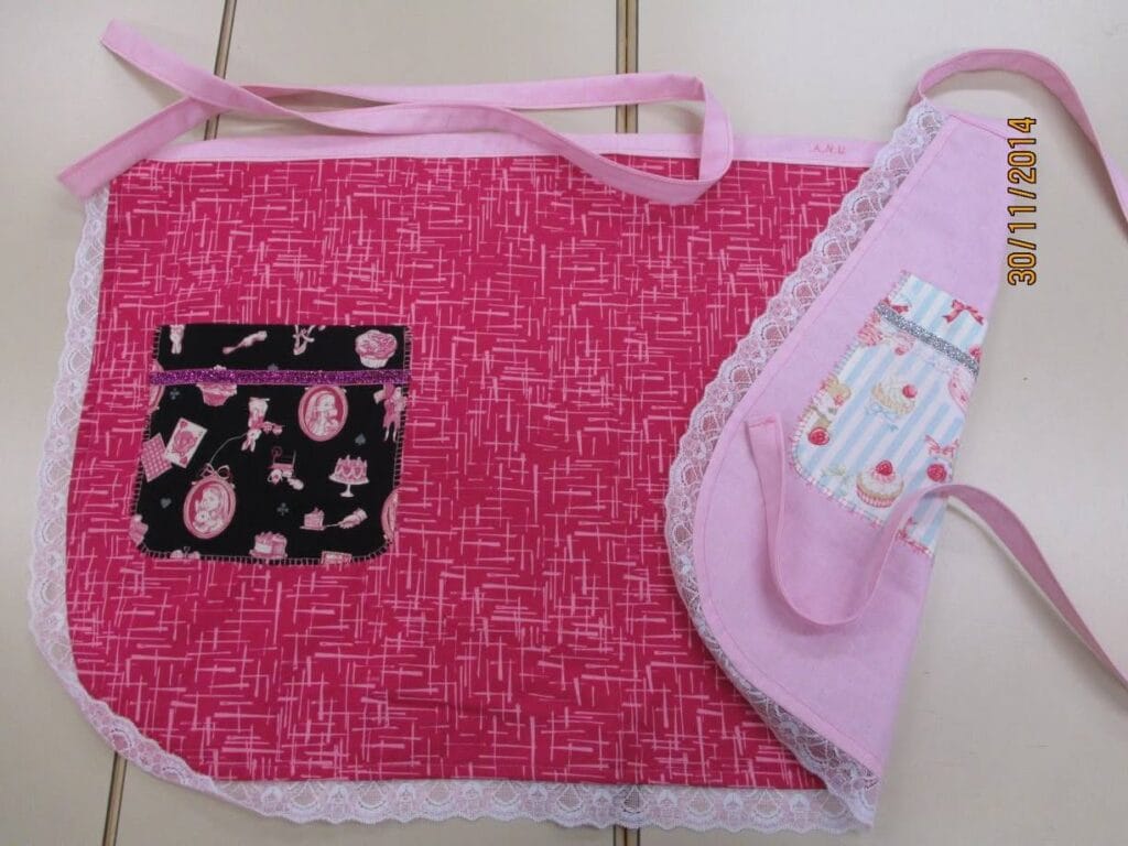 ommeltu essu sewn apron