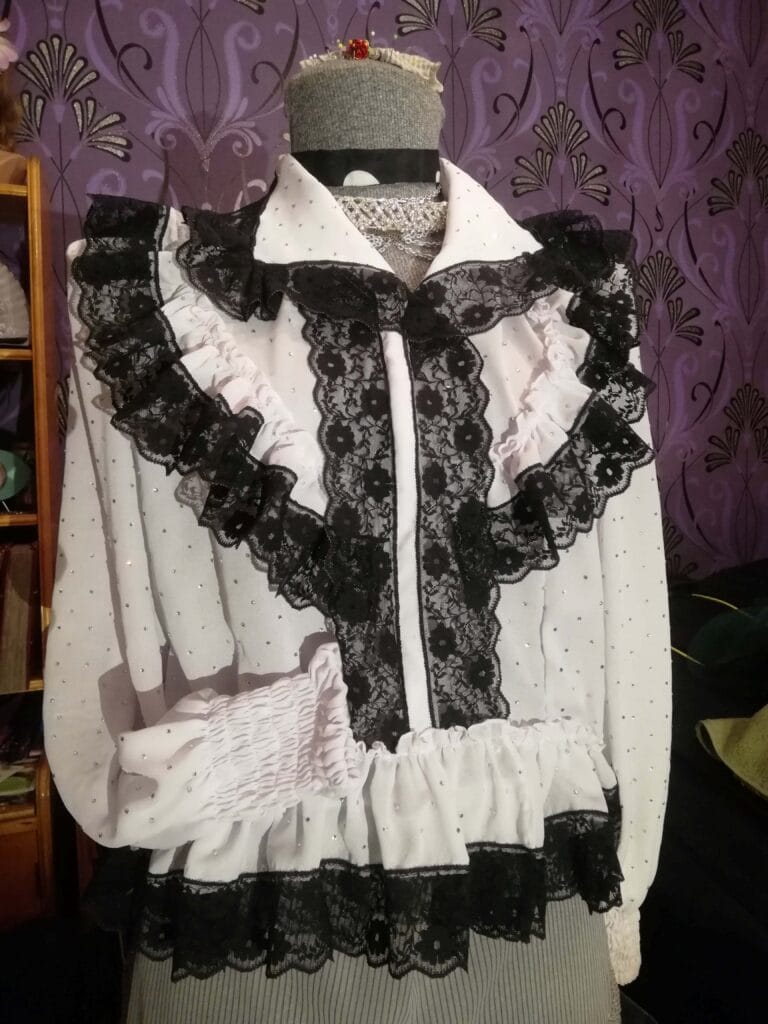 Röijy sewn blouse